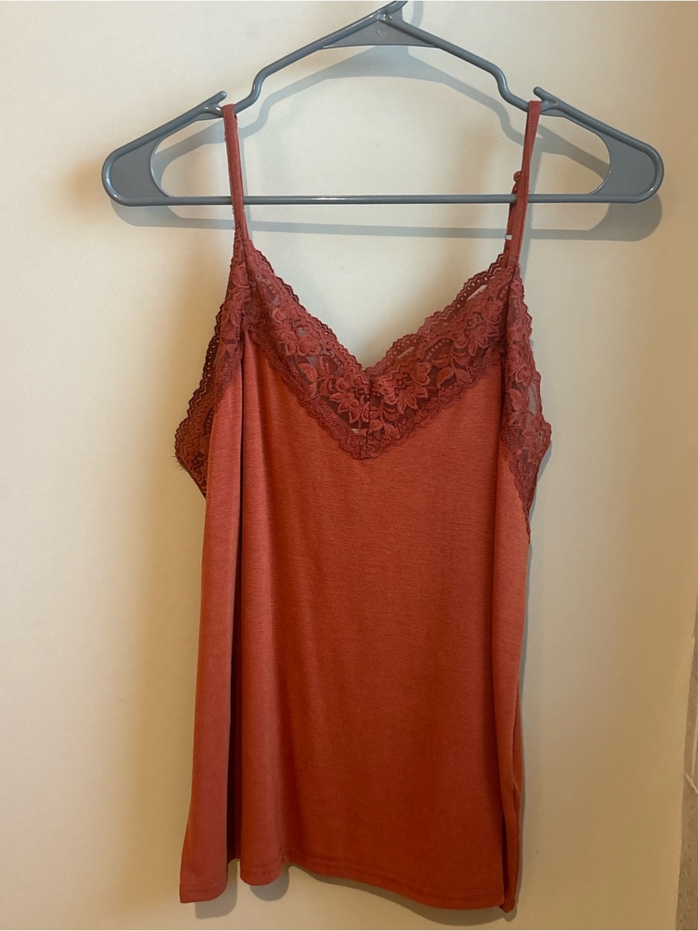 POL Lace-Trim Cami in Rust Orange